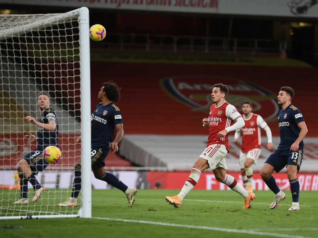 足球环境下 足球环境下